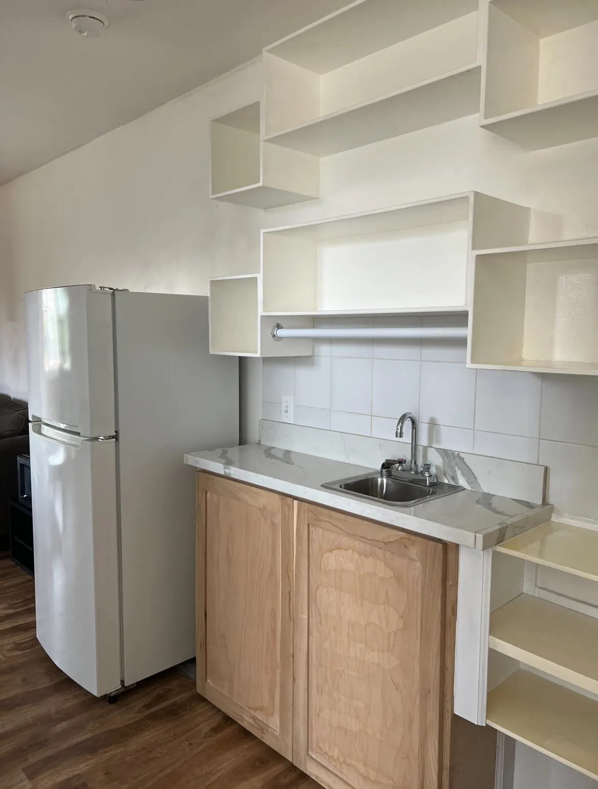 LA 한인타운 넓은 1 Bed + 1 Bath 하우스
					1 Bed
					Los Angeles's preview 3