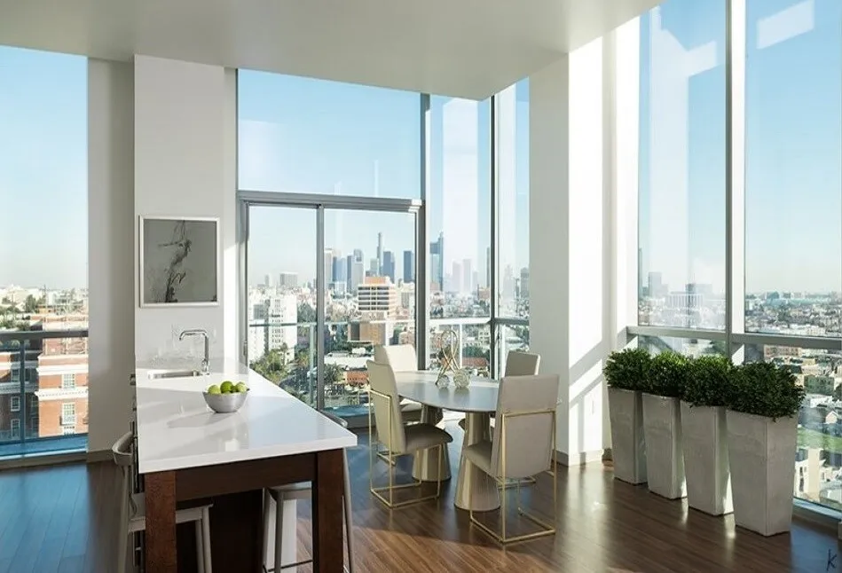 한타윌셔Hi-rise1br1ba15층뷰+800sf+4주Free NO소셜유학생OK
					1 Bed
					Los Angeles's preview 1