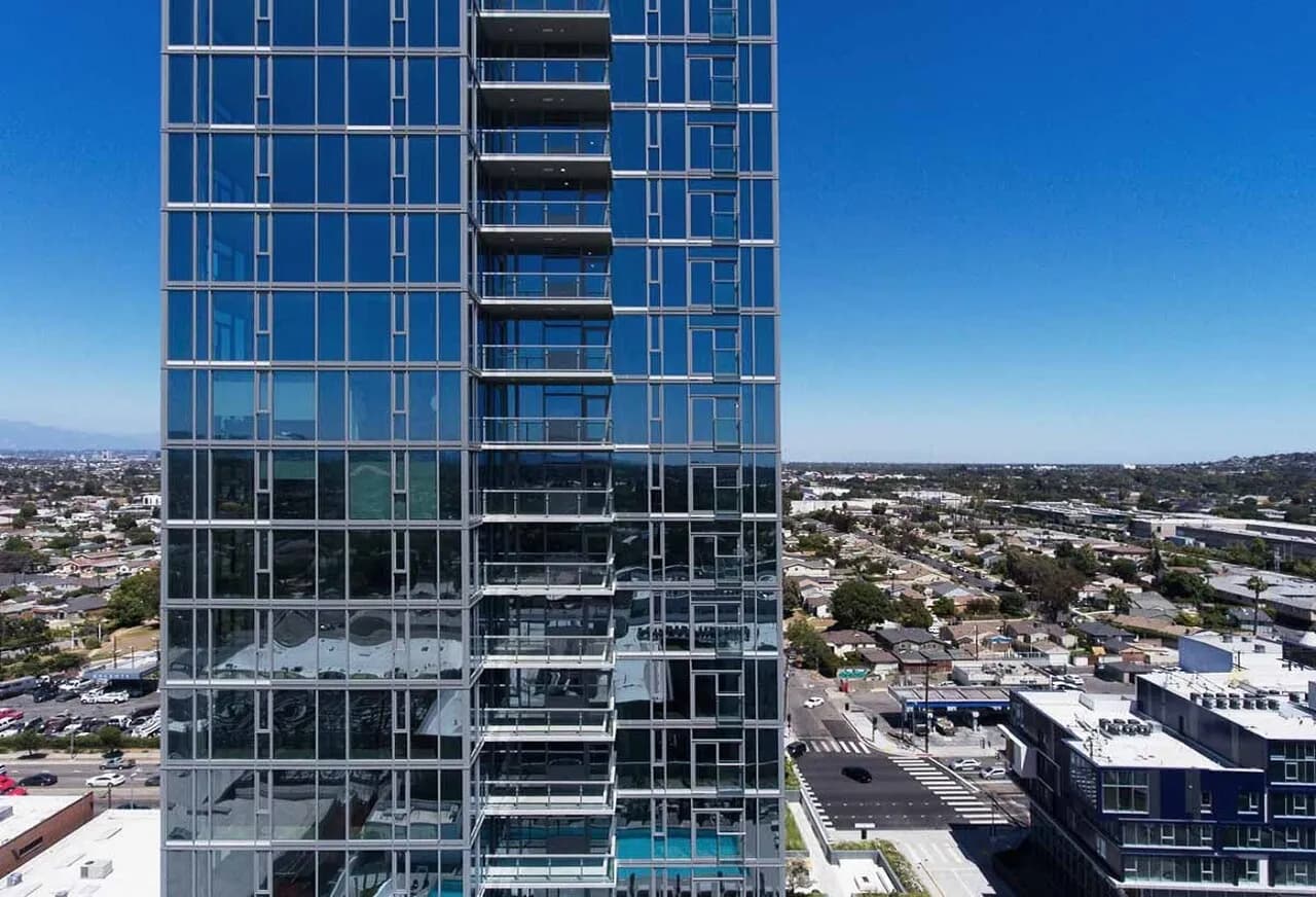 DTLA신규Hi-Rise1br10주+$1500FreeNO서류소셜유학생OK
					1 Bed
					Los Angeles's preview 0