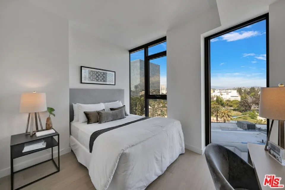 한타신규Hi-rise KURVE Studio600sf+4주FreeNO소셜유학생OK
					Studio
					Los Angeles's preview 3