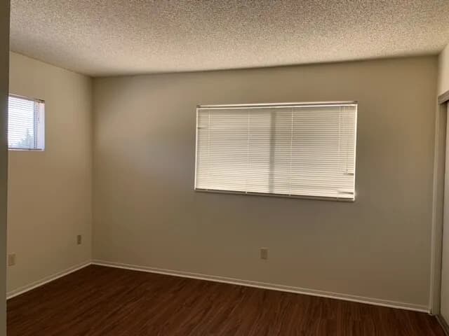2 Br +2 Full Ba + 2Pk, South Gardena $2,195
					2 Bed
					South Gardena's preview 3