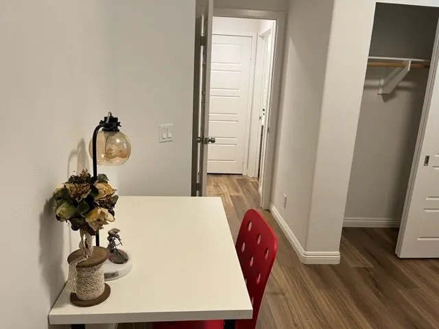 Buena Park 타운하우스에서 함께 지낼 여학생/여직장인 구합니다.
					1 Bed
					Buena Park's preview 3