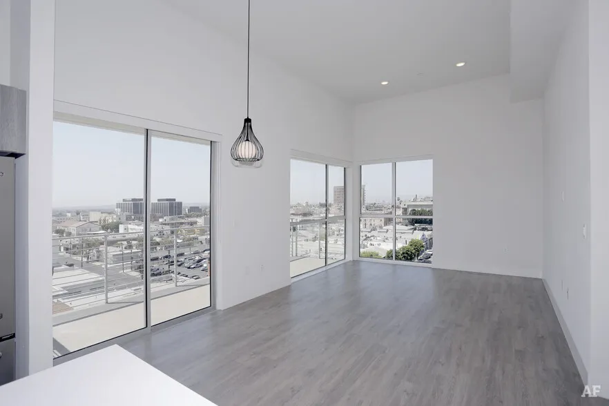 한타DTLA럭셔리1br+발코니2달+$1000FreeNO소셜유학생OK
					1 Bed
					Los Angeles's preview 2