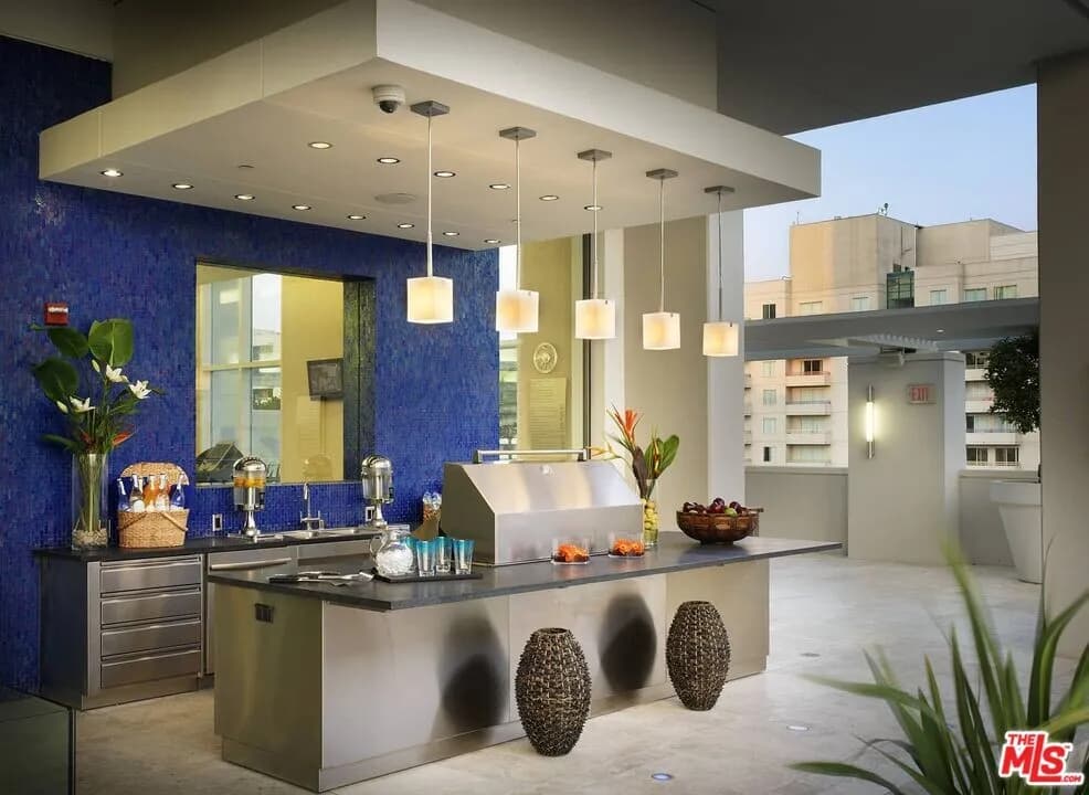 한타윌셔Hi-rise1br1ba15층뷰+800sf+4주Free NO소셜유학생OK
					1 Bed
					Los Angeles's preview 1