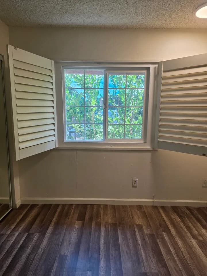 쾌적한 2Beds and 1Bath/ Remodeling Finished
					2 Bed
					Buena Park's preview 0