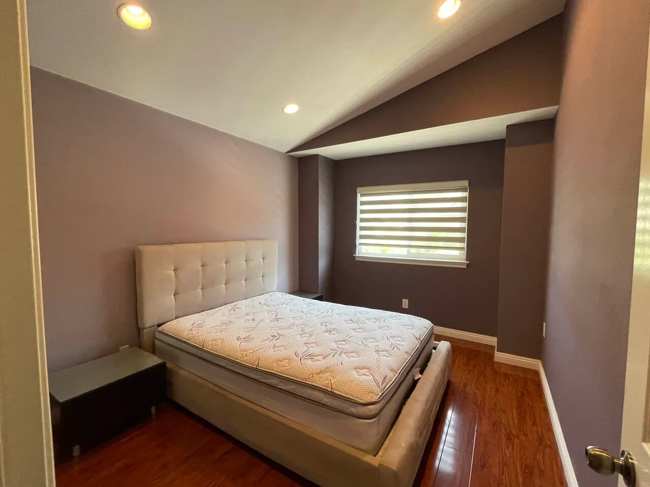 Rowland Heights/LA County/Diamond Bar - 1베드 1욕실 임대
					2 Bed
					Rowland Heights / La County's preview 1