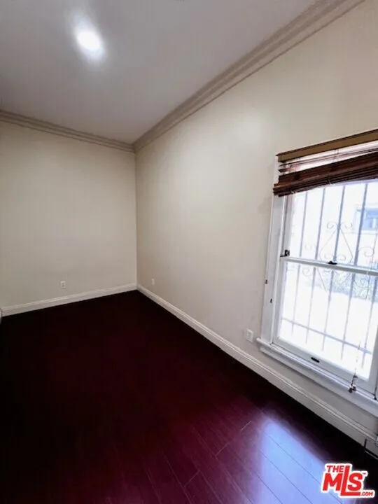 24시간DPS 순찰 지역 – USC University Park 캠퍼스 옆
					2 Bed
					Los Angeles's preview 1
