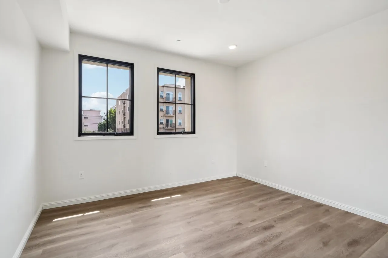 행콕팍 새로 지은 New 아파트 - 2BED 
					아파트
					Los Angeles's preview 3
