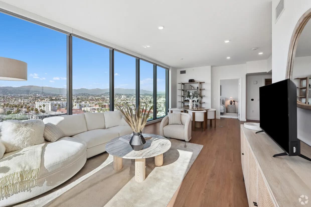 신축Hi-Rise OPUS 1br+덴+1050sf+4주+$1000NO소셜유학생OK
					1 Bed
					Los Angeles's preview 1