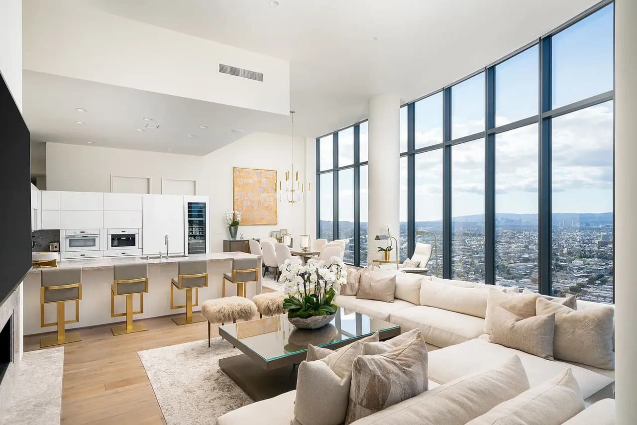 한타윌셔Hi-rise1br1ba15층뷰+800sf+4주Free NO소셜유학생OK
					1 Bed
					Los Angeles's preview 1