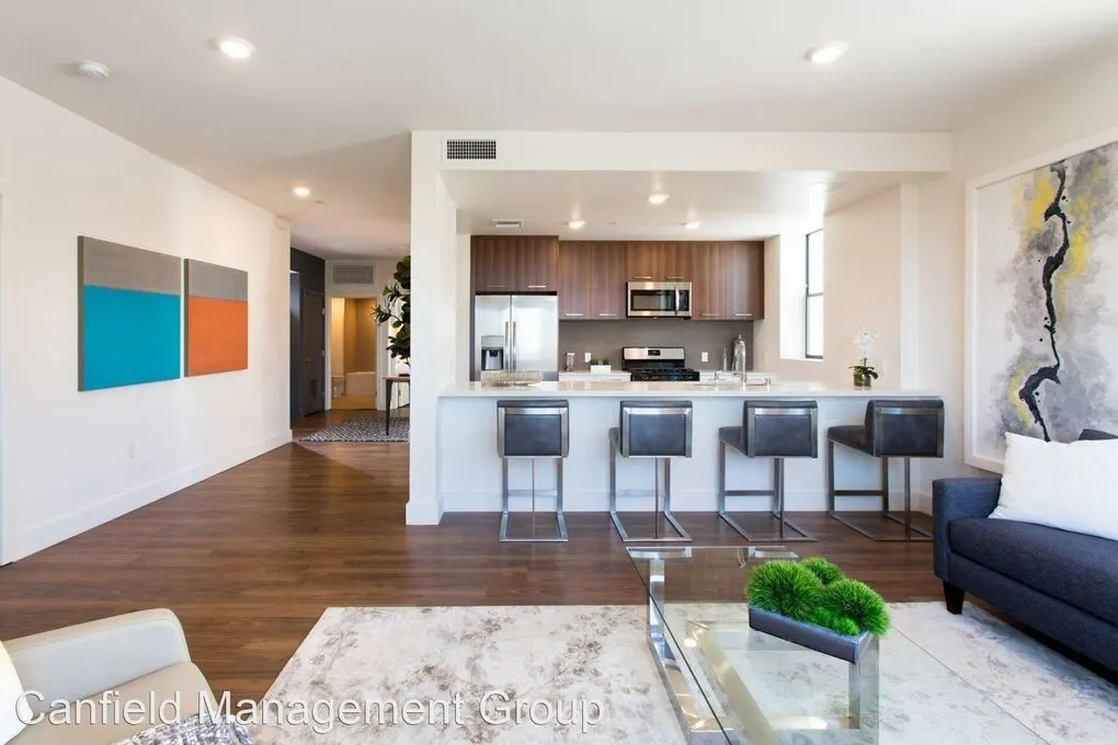 한타신규8/29입주1br+발코니900sf 6주+1파킹FreeEV차지OK
					1 Bed
					Los Angeles's preview 1
