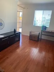 1베드 1베쓰 밝고 조용, 안전한 동네
					1 Bed
					Los Angeles's preview 0