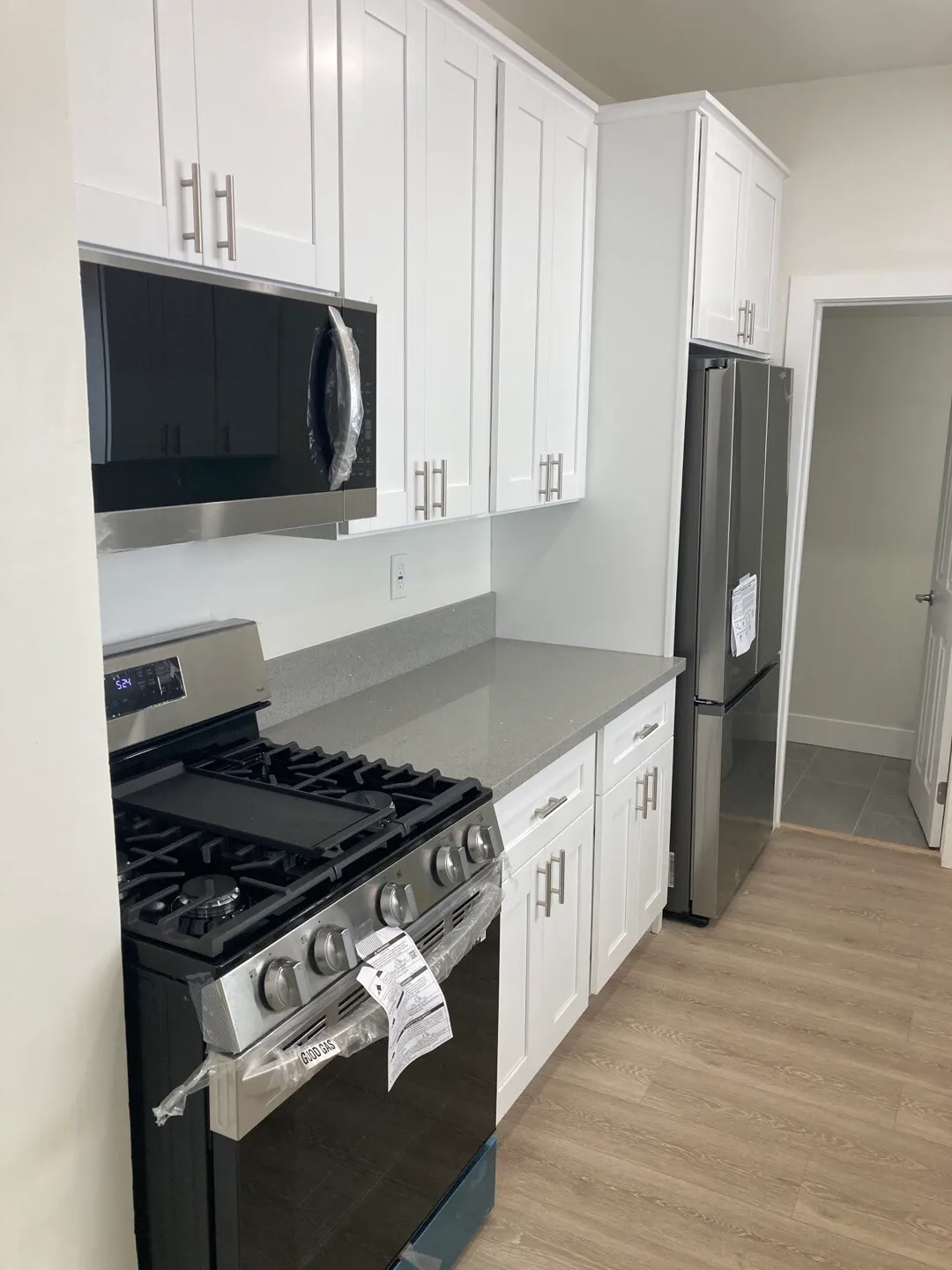 프라이빗한 2 bed 2 bath
					2 Bed
					Los Angeles's preview 3