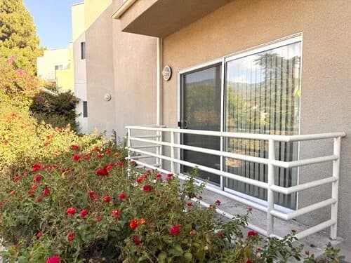 라크라센타 콘도 3BED + 2BATH $2,850
					콘도
					라크라센타's preview 0