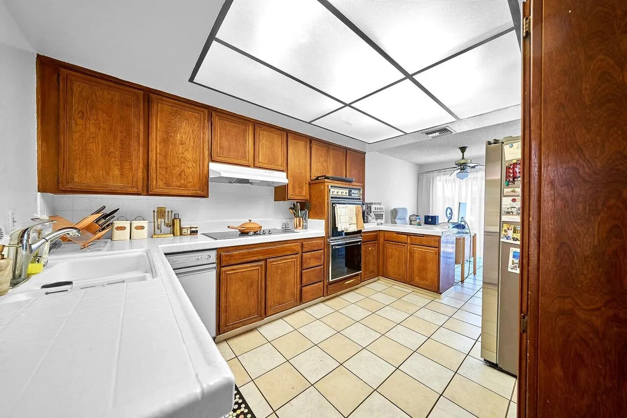 행콕팍 3가학군 타운하우스, 방2,화3 $3500,
					2 Bed
					Los Angeles's preview 3