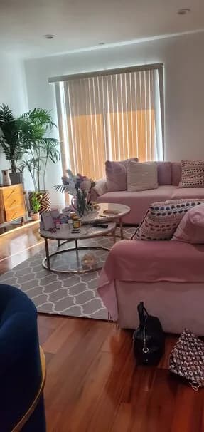 아주넓은 메스트베드룸 렌트
					2 Bed
					올림픽/엘덴's preview 3