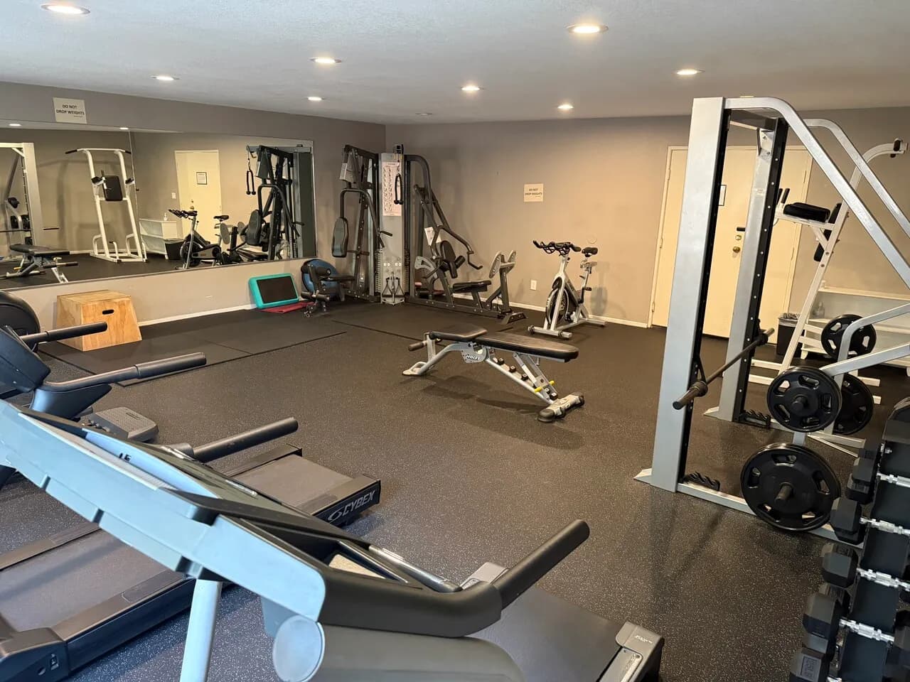 LA 하이랜드 파크 지역 룸메이트 구함(남자) 개인방/화장실/워크인클로짓/주차장
					룸메이트
					La(highland Park)'s preview 3