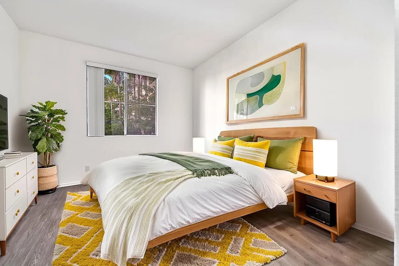 렌트 추천! 밝고 넓은 24/7경비갖춘 모든 편의시설 완비한 럭셔리 아파트
					1 Bed
					Los Angeles's preview 1