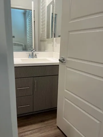 Buena Park 타운하우스에서 함께 지낼 여학생/여직장인 구합니다. 즉시 입주 가능
					1 Bed
					Buena Park's preview 1