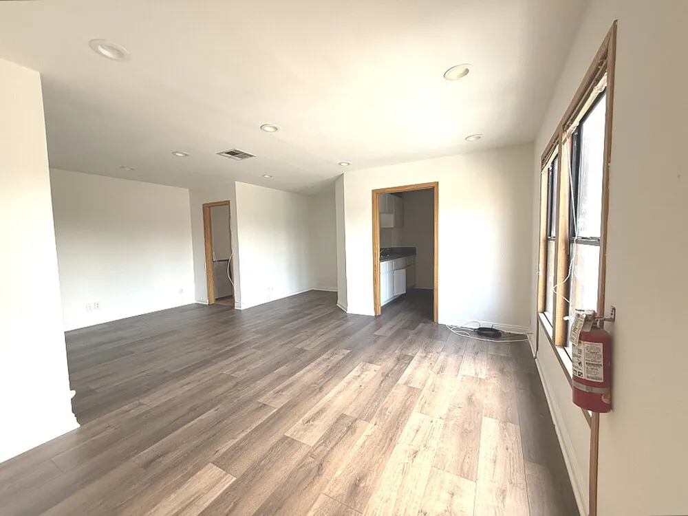 Marina Del Rey, 오피스/상가/리테일 자리, $4,800
					오피스
					Marina Del Rey's preview 1