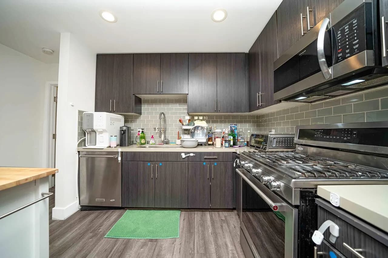 한인타운 콘도 방3,화2 $3650,
					3 Bed
					Los Angeles's preview 3