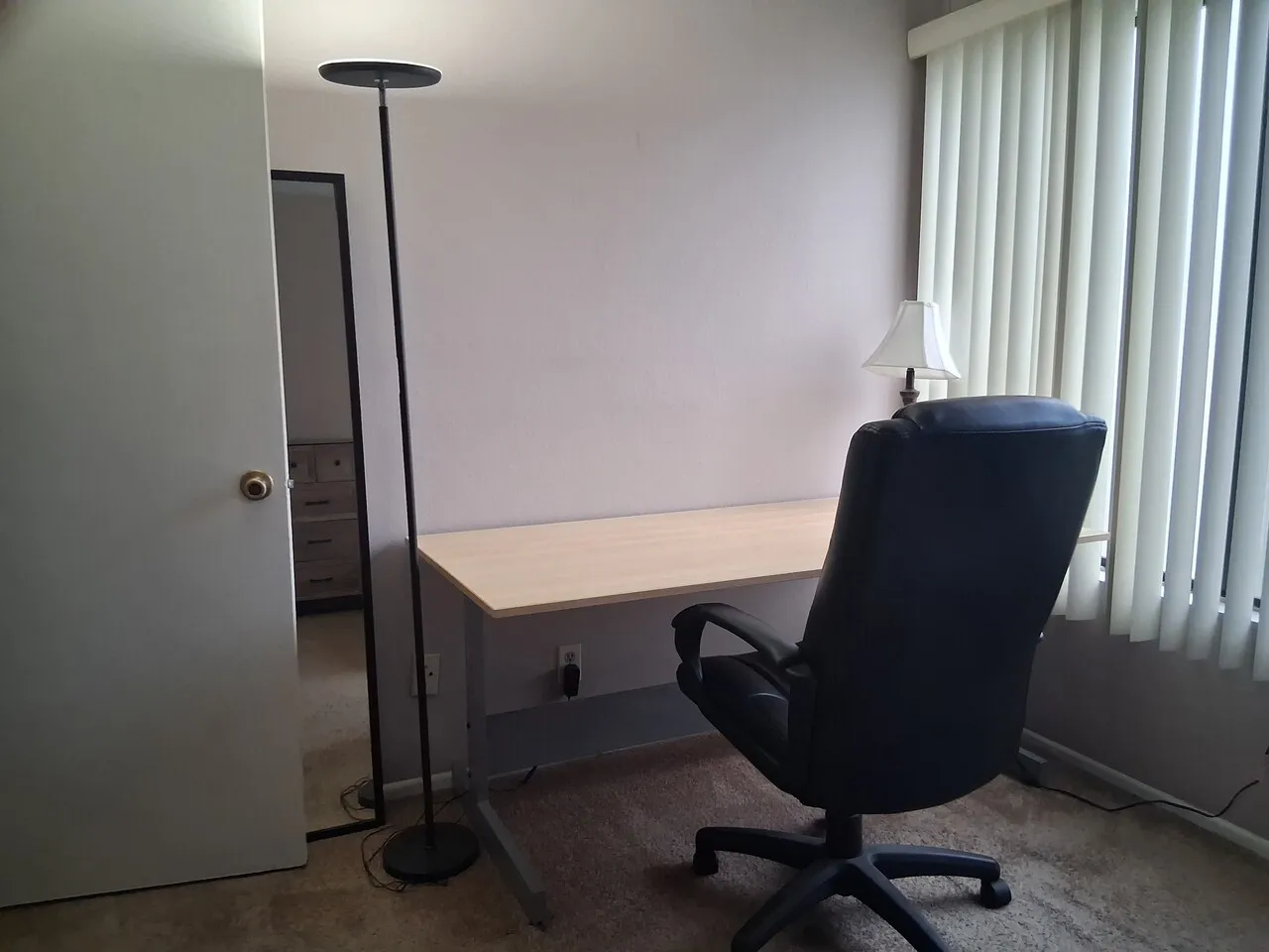 1bed+1bath 사용하실 여자분 구합니다.
					룸메이트
					Buena Park/anaheim's preview 1