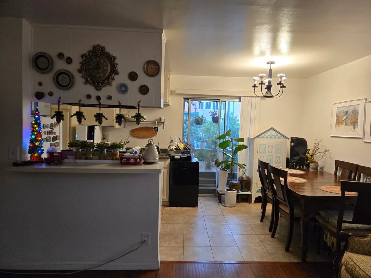 2bed 1beth 방 1개 렌트
					룸메이트
					Los Angeles's preview 2