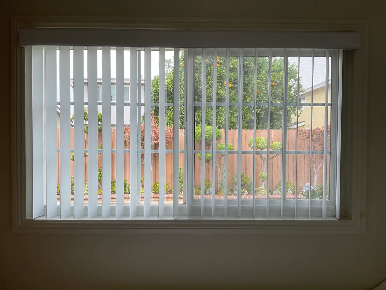 세리토스,놀웤,싸이프레스,부에나팍 인근 방한개 렌트
					룸메이트
					라팔마 O.c's preview 2