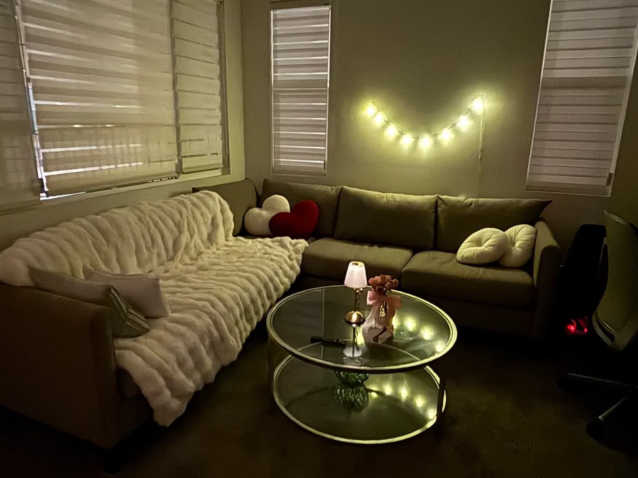 신축 여자 룸메이트 구해요 (La Habra)
					룸메이트
					La Habbea's preview 1