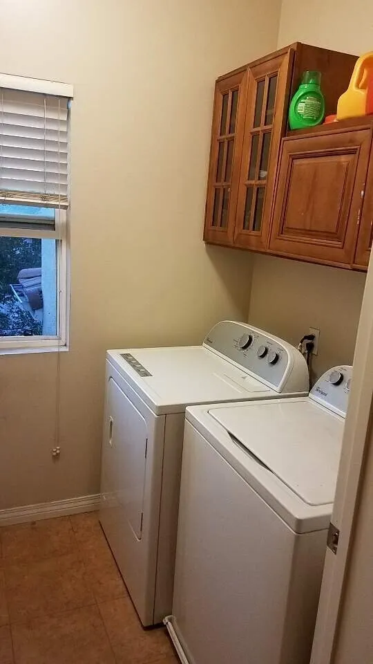 가디나 새집에 방 있습니다. ($650)
					룸메이트
					Gardena's preview 3