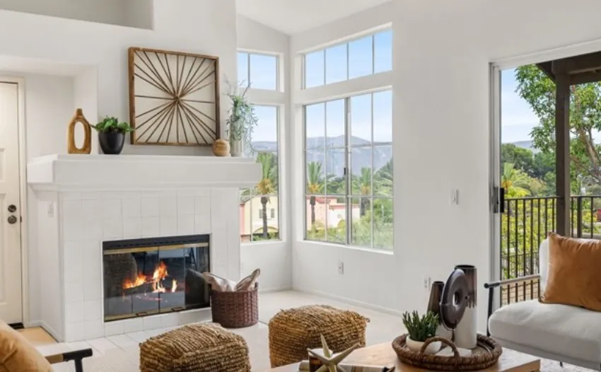 (애나하임힐스 타운홈)  방2+ 화2
						애나하임 힐스 인기단지. 파노라마뷰. 업그레이드.
						콘도  Anaheim CA's preview 1