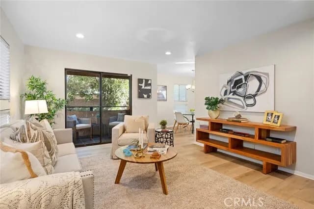 [1061] 라크레센타 지역 2베드 3베쓰 타운하우스
						타운하우스's preview 1