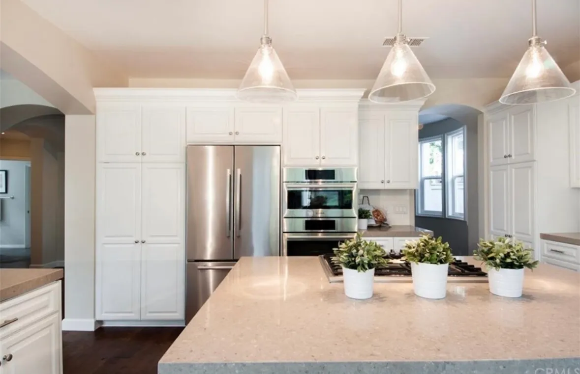 맨하탄비치에서 깨끗한 큰방 렌트해요!
					룸메이트
					사우스베이 맨하탄비치's preview 1