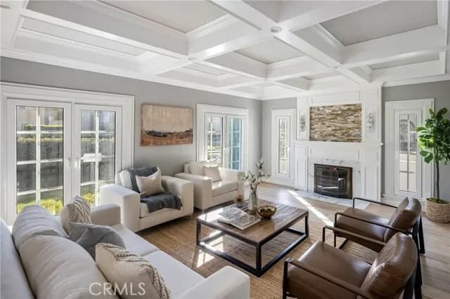 행콕팍 하우스 
						방5 화장실3, ADU 방2 화2, 건평 약 4200 sf, 랏 약 7300 sf
						주택  Los Angeles CA's preview 3