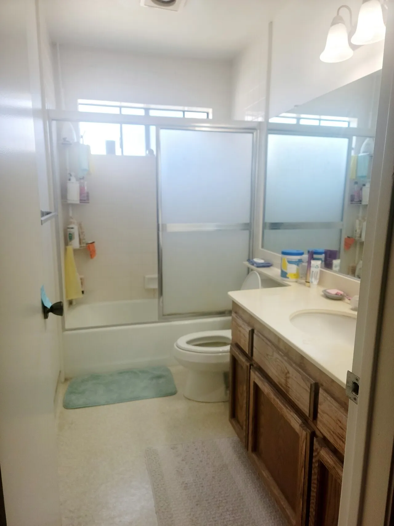 가디나 Gardena 방 2개 각각 렌트합니다
					룸메이트
					Gardena 가디나's preview 2