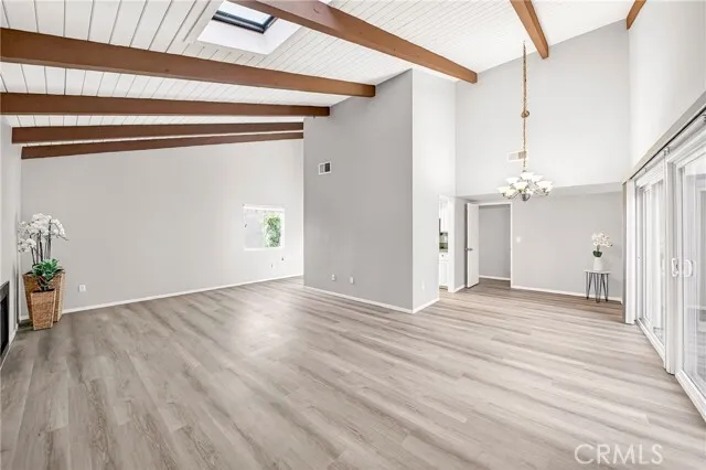 플러튼 명문 학군과 프라이빗한 엔드 유닛의 만남, 놓치기 아까운 단층 콘도!
						콘도  Fullerton CA's preview 2