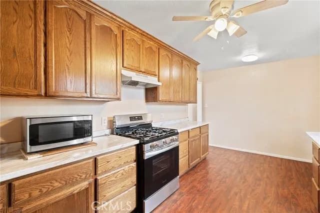 9,500 sqft 초대형 대지! ADU 개발 잠재력이 무한한 위티어의 보물 같은 집
						주택  Whittier CA's preview 0