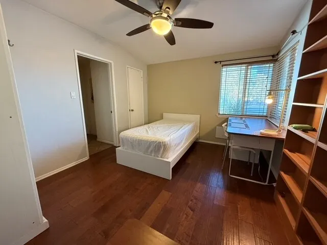 Buena Park 한국마켓들 근처 방 렌트 (남자분)
					룸메이트
					Buena Park/fullerton 근처's preview 0