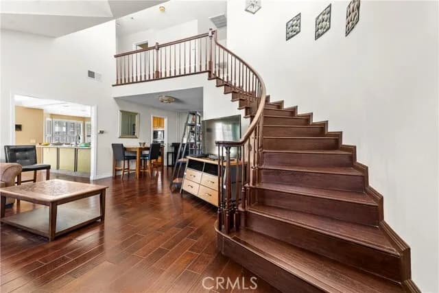 [1068] 쎄리토스 지역 3베드 3베쓰 타운하우스
						타운하우스's preview 3