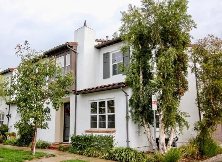 부애나팍/애나하임 독방 + EV 전기차 충전기 사용 가능 + 주차공간
					룸메이트
					부에나팍 / 애나하임's preview 0