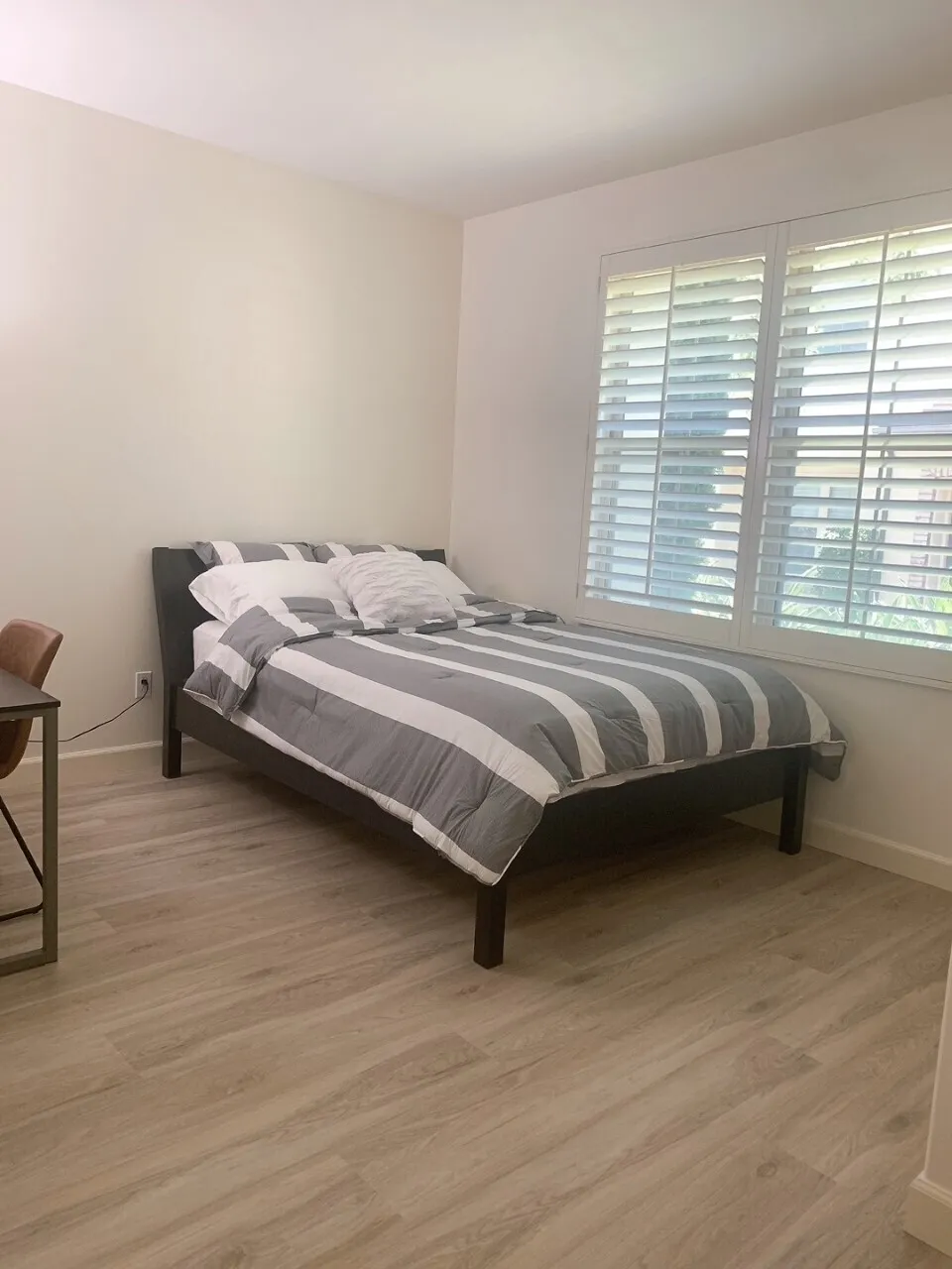 OC 얼바인 Irvine 룸 (+개인화장실) 렌트 - 단기 선호
					룸메이트
					Oc 얼바인 Irvine's preview 3