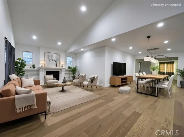 [1069] 한인타운 인근 5베드 4베쓰 주택
						주택's preview 0