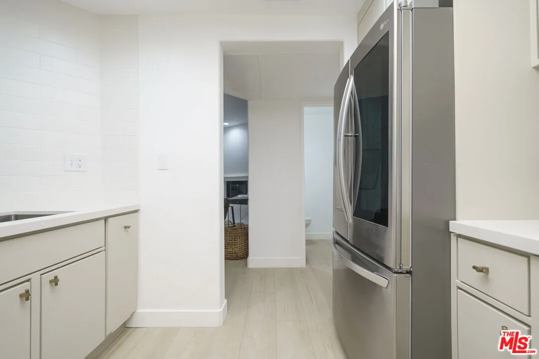 (행콕팍) 2베드 콘도
						부동산쟁이 캐티 리 추천 (012026)
						콘도  Los Angeles CA's preview 2