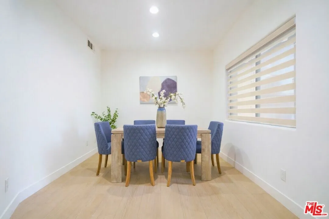 (행콕팍) 2베드 콘도
						부동산쟁이 캐티 리 추천 (012026)
						콘도  Los Angeles CA's preview 3