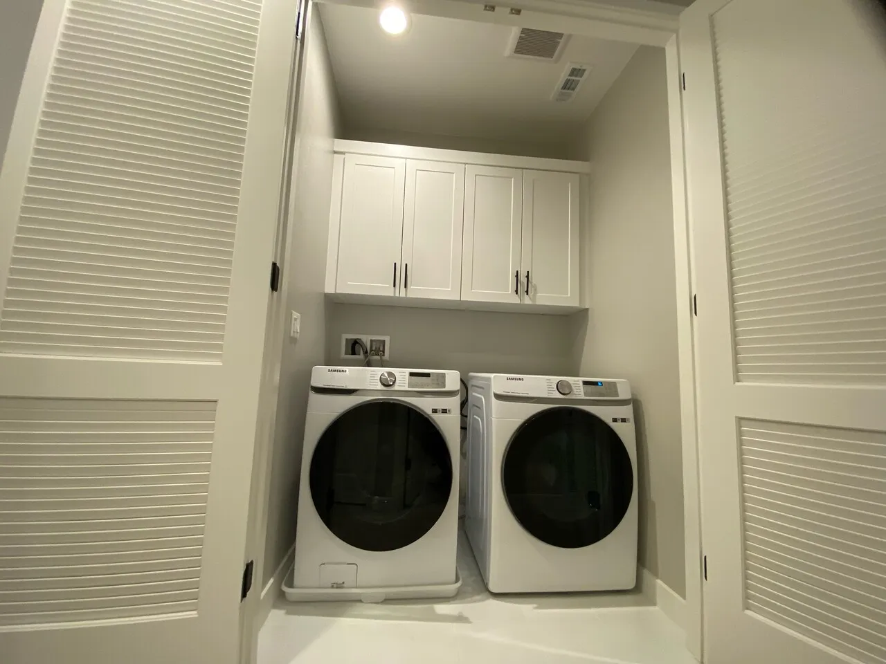 가디나 여성 룸매이트 +지금 바로 입주 가능.
					룸메이트
					Gardena's preview 3