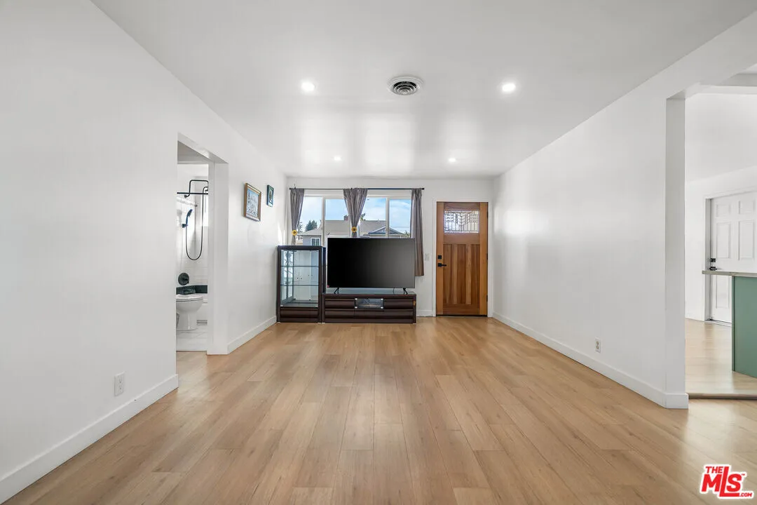 (플러튼) 4베드 단독주택
						부동산쟁이 캐티 리 추천 (012126)
						주택  Fullerton CA's preview 0