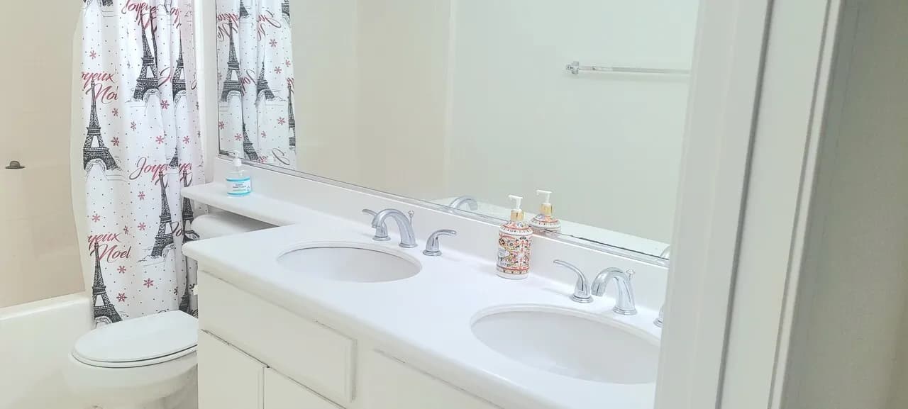 플러튼 Fullerton Amerige Heights 방 필요 하신분
					룸메이트
					Fullerton's preview 2