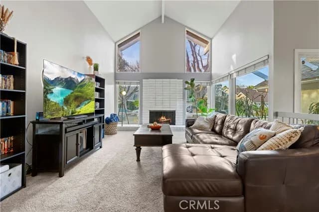 [1071] 발렌시아 3베드 2베쓰 주택
						주택's preview 1