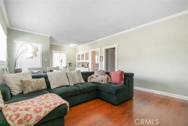 강력추천 1073 파사데나 하우스
						인기지역 인접 / 방2 화1 / 차고파킹 
						주택  Pasadena CA's preview 2