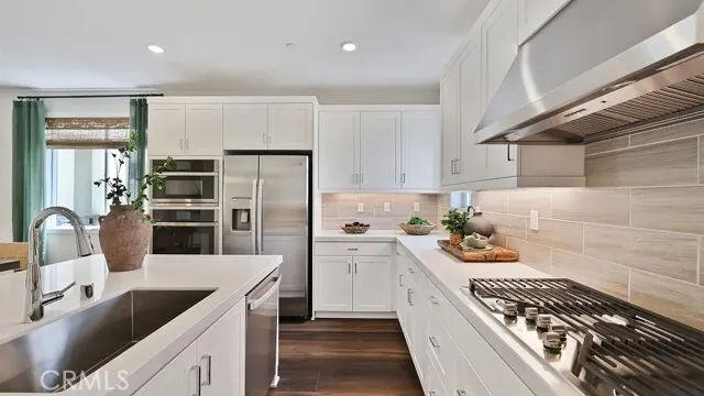 발렌시아 타운홈 
						2025년생, 방4 화장실4, 약 2200 sf, (1층 방1화1), 웍인 클라셋, 좋은학군
						콘도  Valencia CA's preview 0